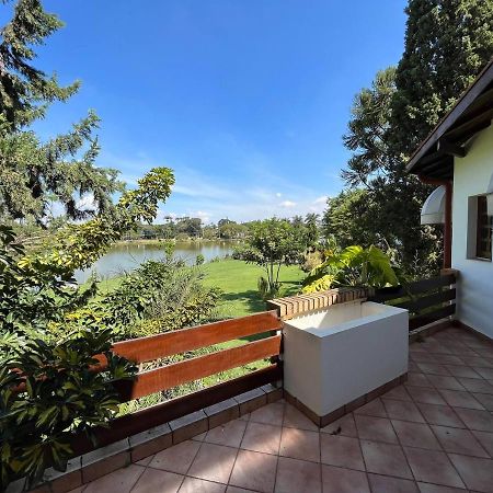 Casa vista lago vitoria regia Holambra Esterno foto